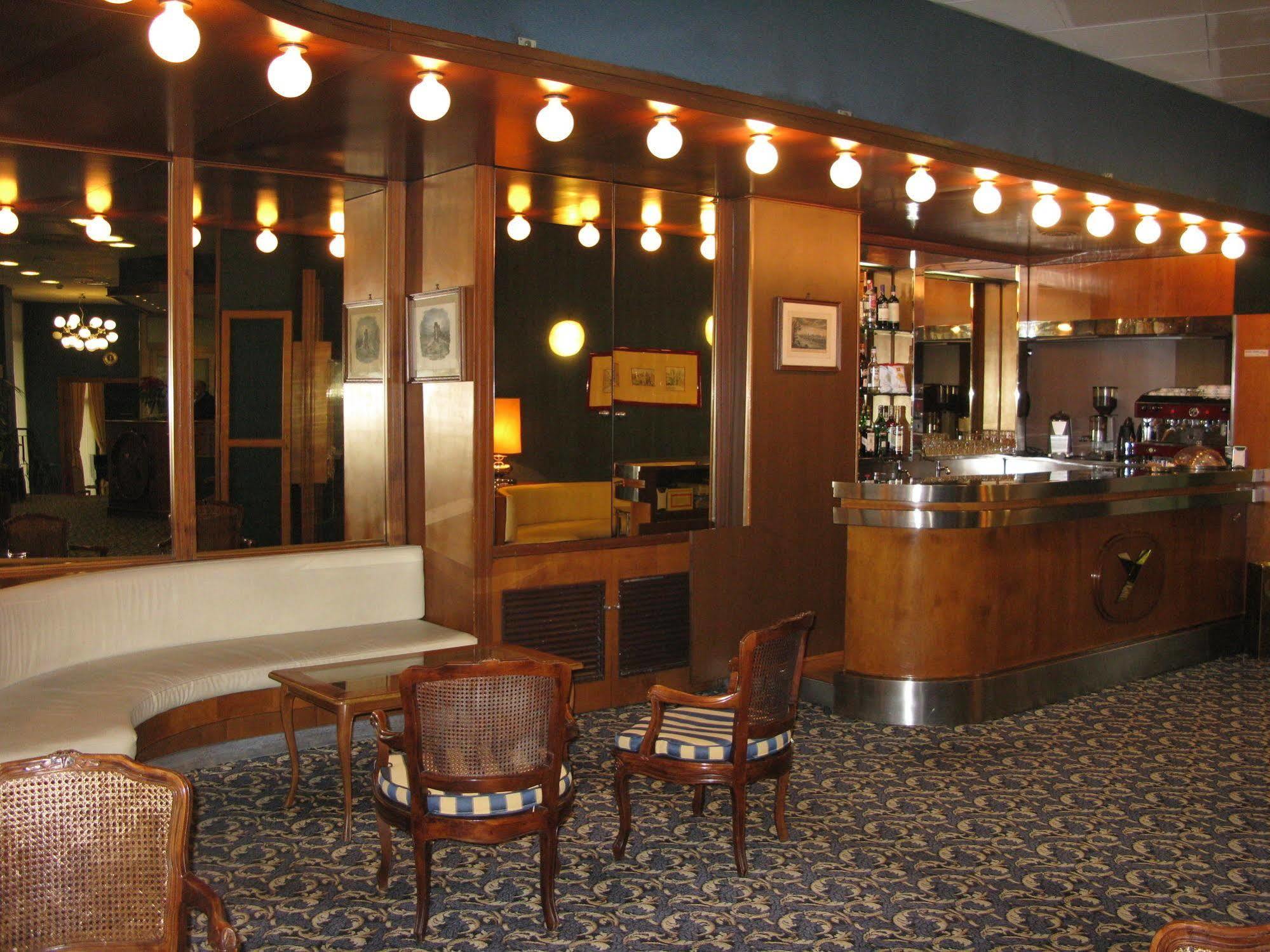 רומא York Hotel מראה חיצוני תמונה